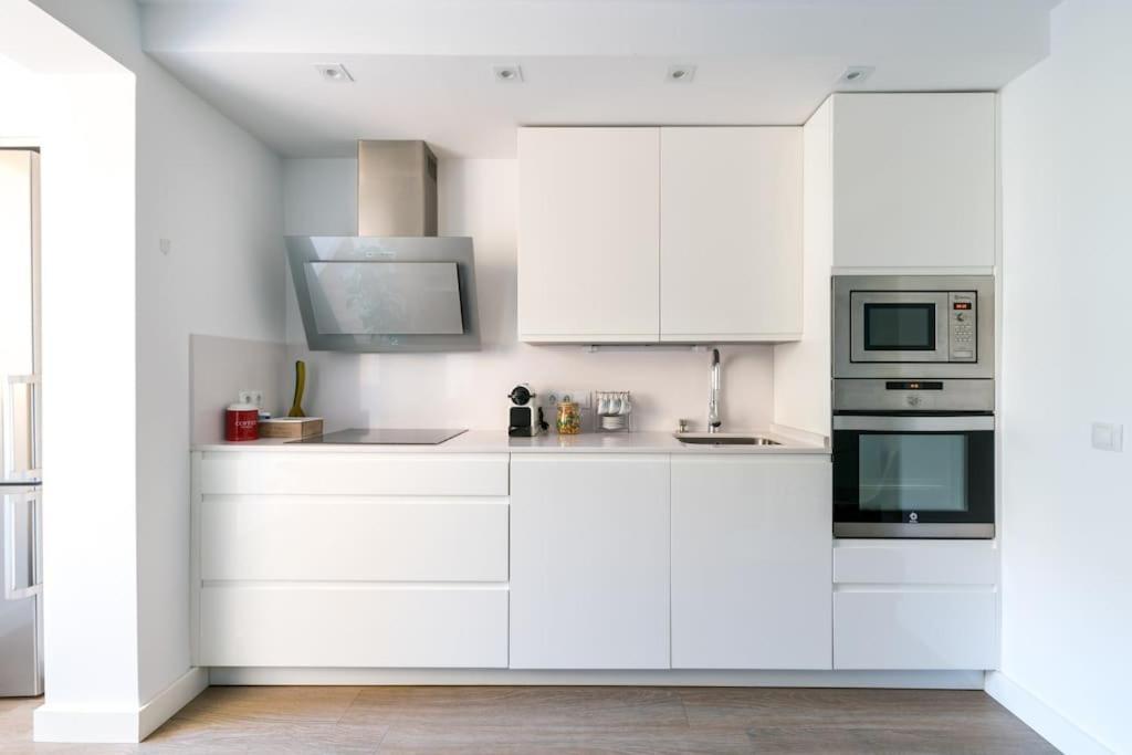 Apartamento Moderno En Triana 2 Dormitorios Y Aire Acondicionado Sevilla Exteriér fotografie