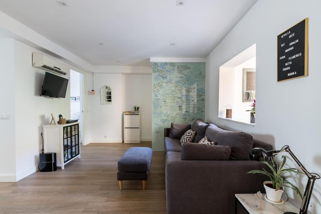 Apartamento Moderno En Triana 2 Dormitorios Y Aire Acondicionado Sevilla Exteriér fotografie