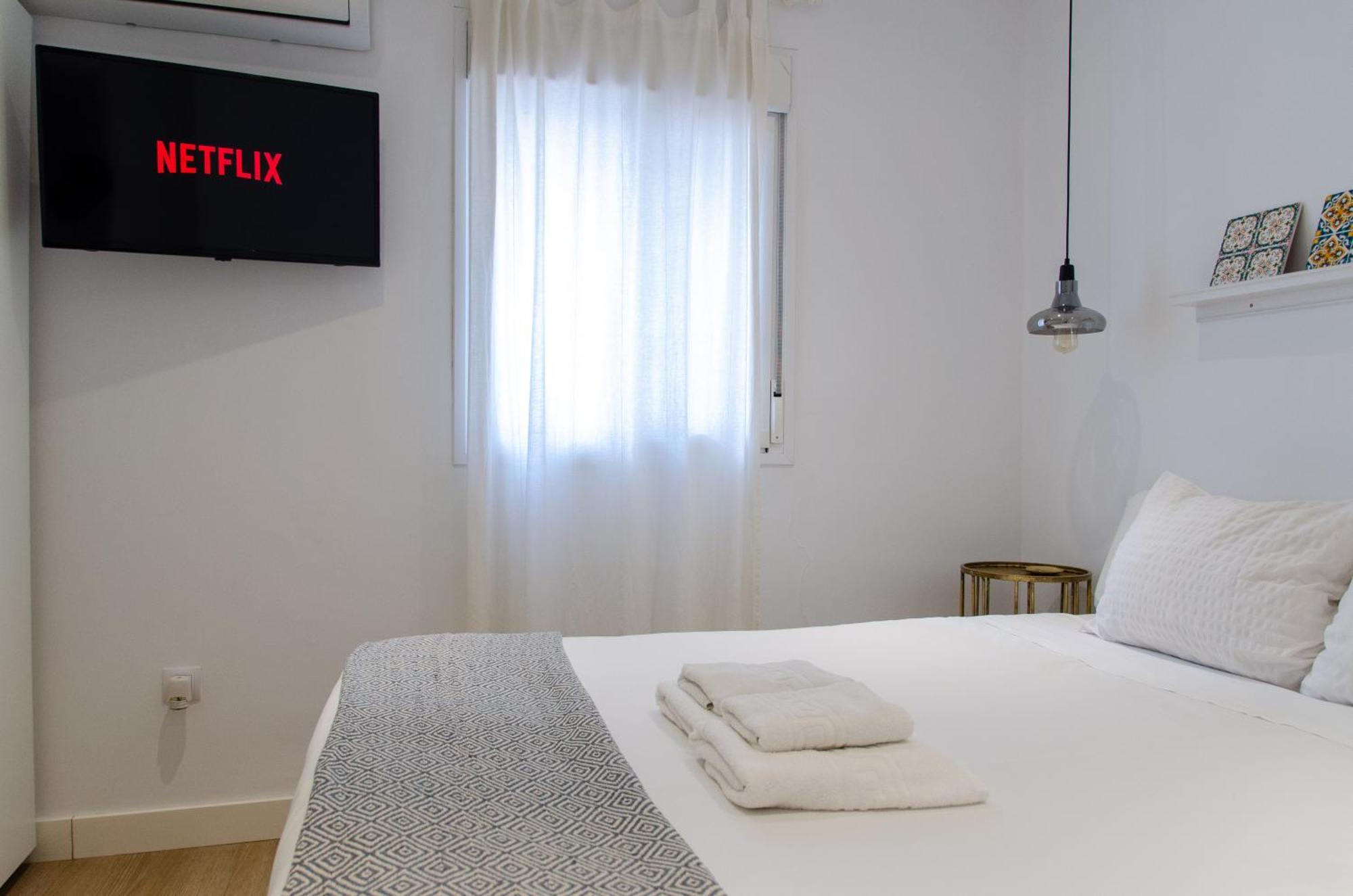 Apartamento Moderno En Triana 2 Dormitorios Y Aire Acondicionado Sevilla Exteriér fotografie