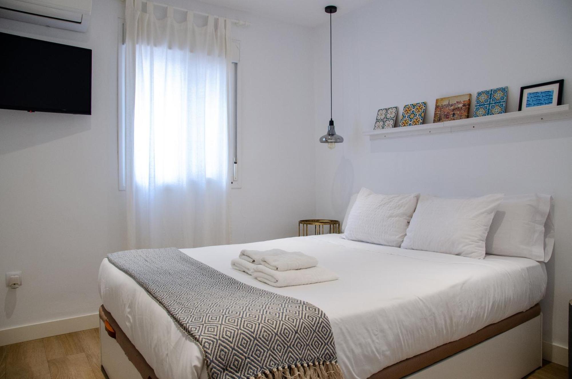Apartamento Moderno En Triana 2 Dormitorios Y Aire Acondicionado Sevilla Exteriér fotografie