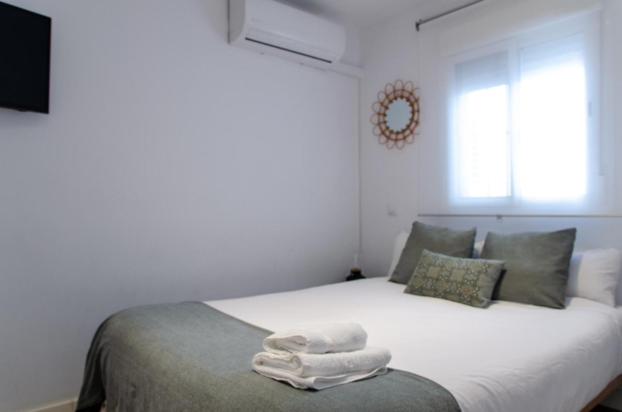 Apartamento Moderno En Triana 2 Dormitorios Y Aire Acondicionado Sevilla Exteriér fotografie