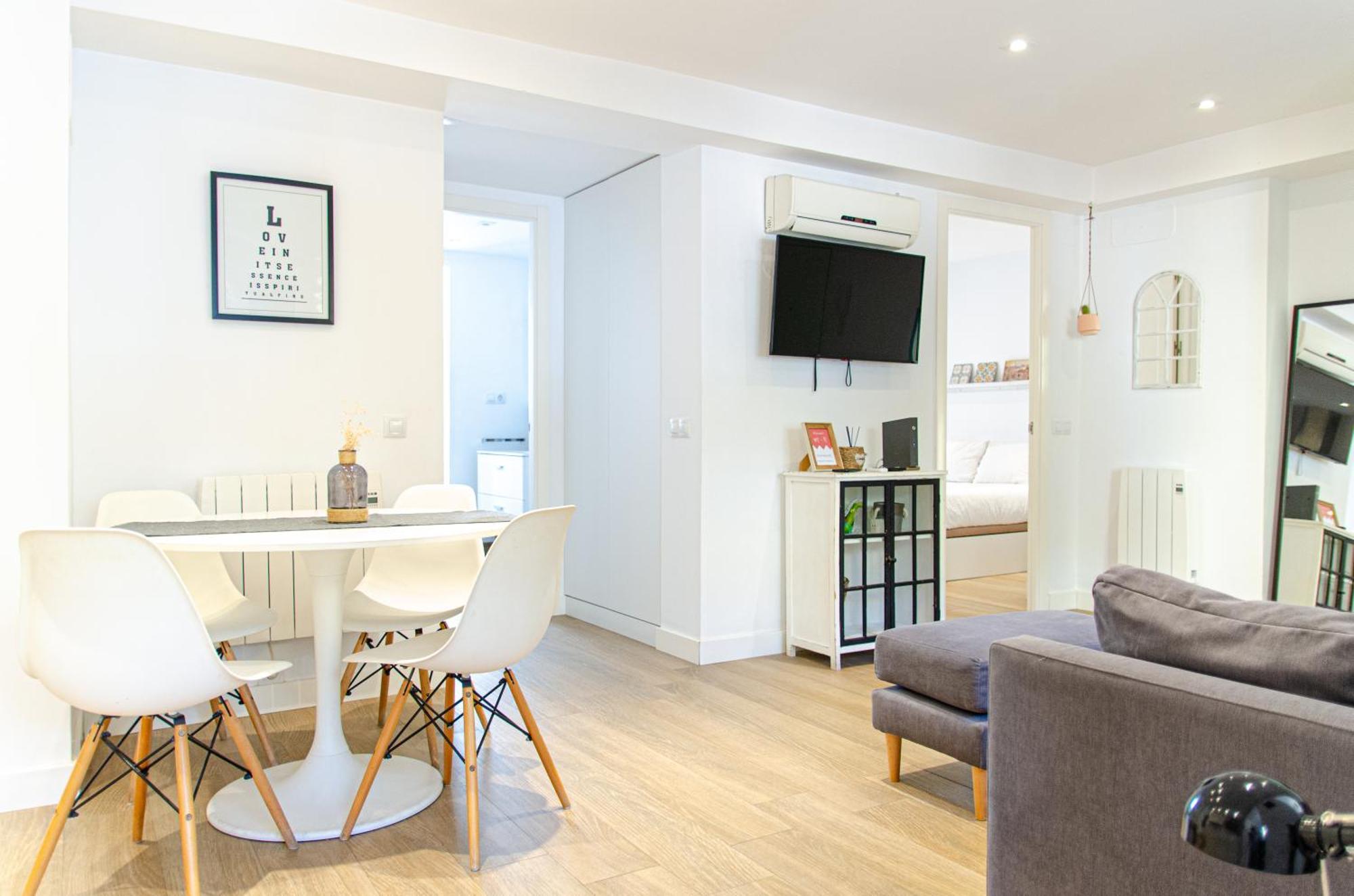 Apartamento Moderno En Triana 2 Dormitorios Y Aire Acondicionado Sevilla Exteriér fotografie