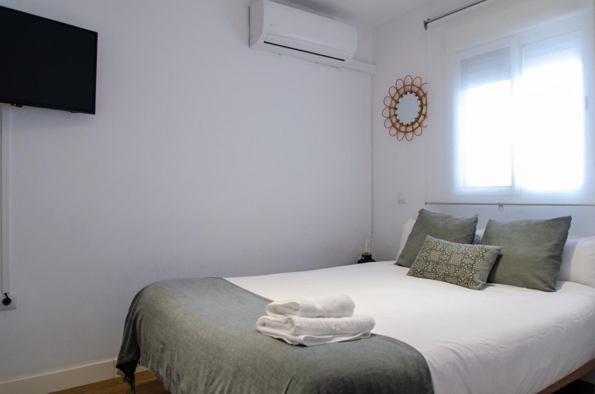 Apartamento Moderno En Triana 2 Dormitorios Y Aire Acondicionado Sevilla Exteriér fotografie