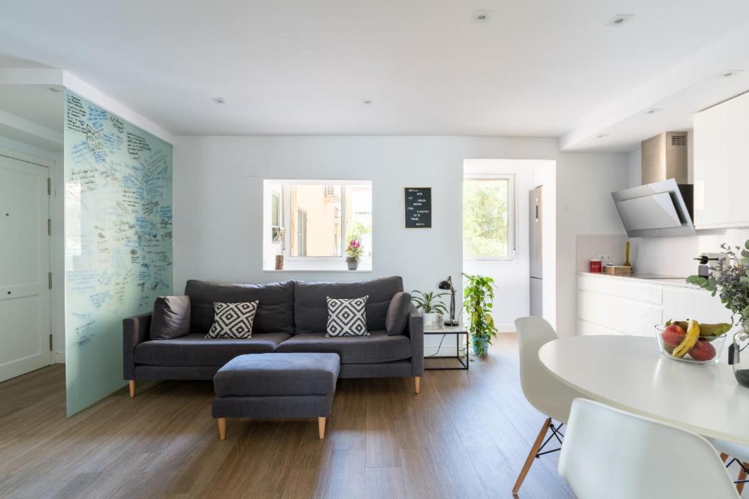 Apartamento Moderno En Triana 2 Dormitorios Y Aire Acondicionado Sevilla Exteriér fotografie