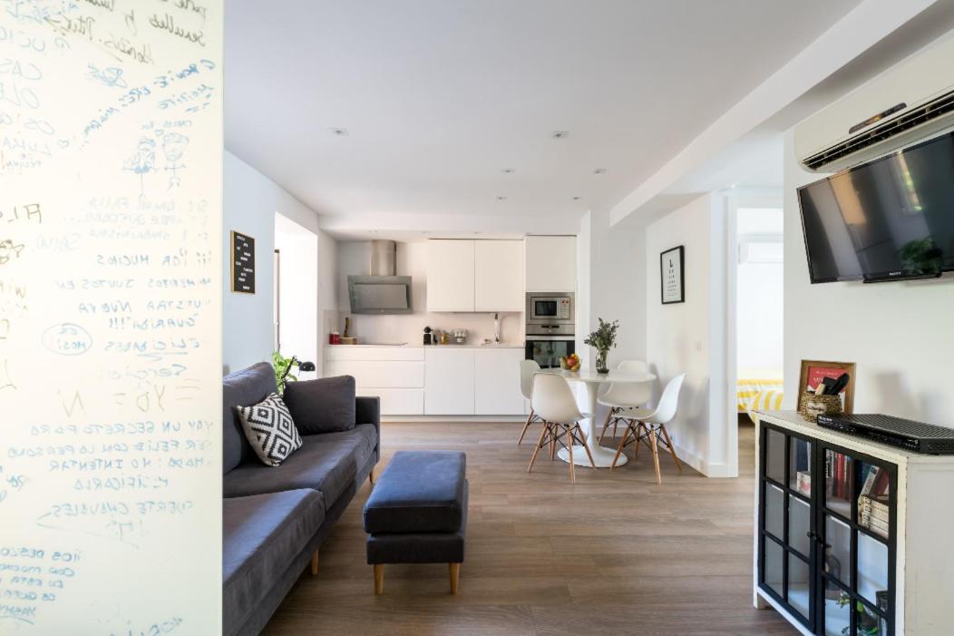 Apartamento Moderno En Triana 2 Dormitorios Y Aire Acondicionado Sevilla Exteriér fotografie