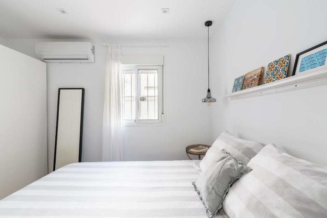 Apartamento Moderno En Triana 2 Dormitorios Y Aire Acondicionado Sevilla Exteriér fotografie